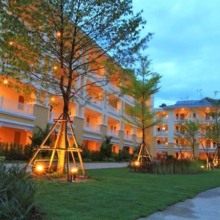 The One Residence Hotel Bangkok Exteriér fotografie