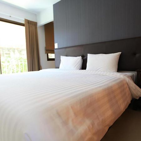 The One Residence Hotel Bangkok Exteriér fotografie