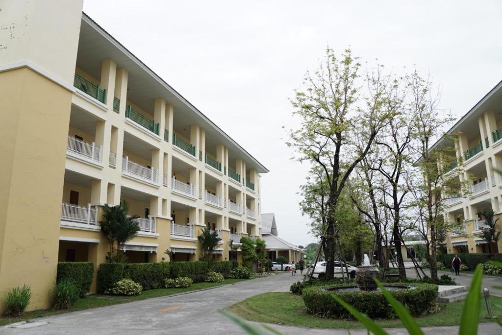 The One Residence Hotel Bangkok Exteriér fotografie